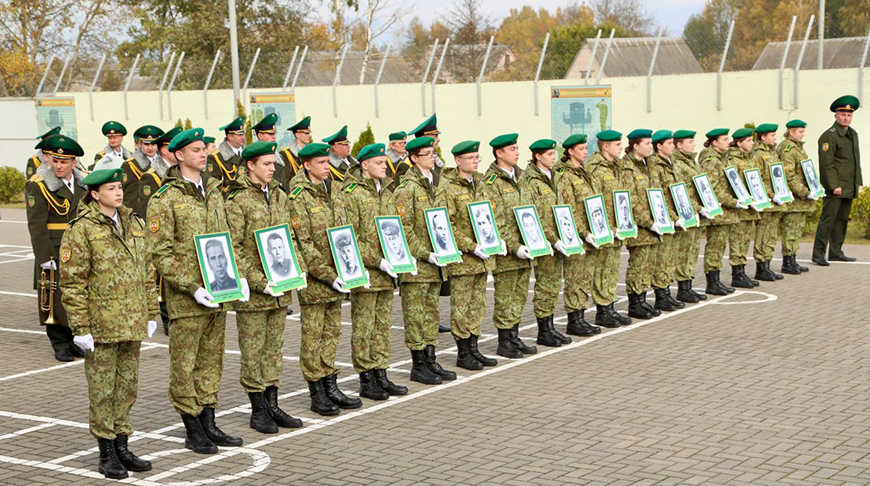 На пограничной заставе «Дивин» открыли памятник Герою Советского Союза Алексею Лопатину
