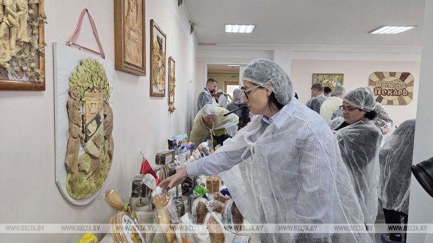 Журналисты оценили хлебопекарное производство в Бресте и продегустировали продукцию