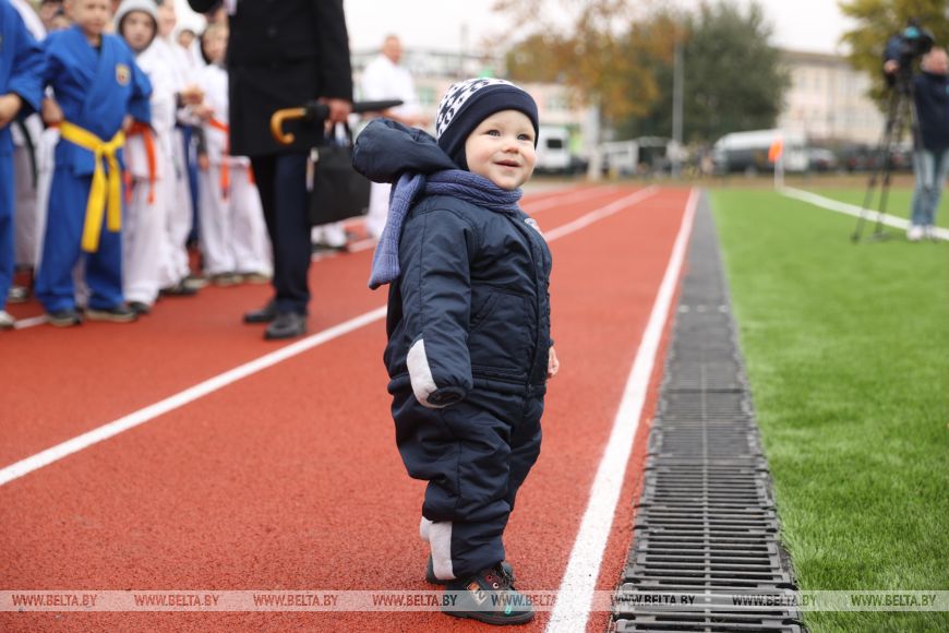 Обновленный стадион и оздоровительный корпус открыли в Белоозерске в день областных «Дажынак»