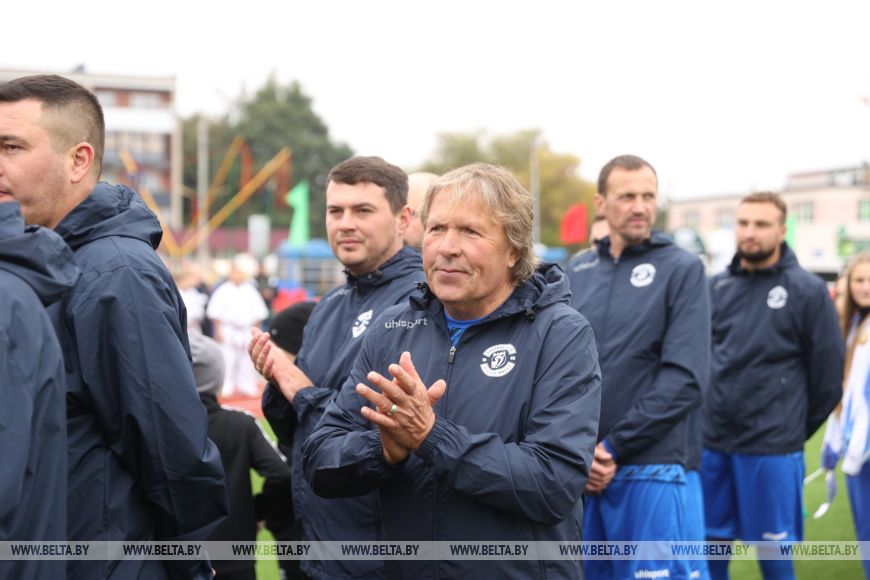 Обновленный стадион и оздоровительный корпус открыли в Белоозерске в день областных «Дажынак»