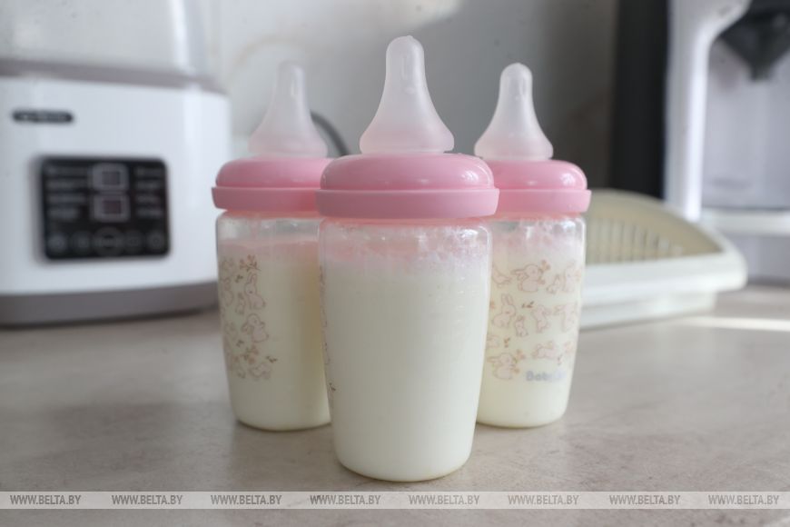 У нас целый детский садик. Как живет семья, в которой родились тройняшки-близнецы