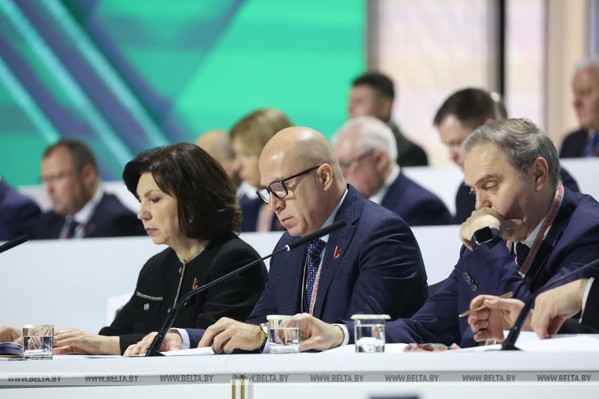 Лукашенко подвел итоги ВНС: принятая программа - проект модернизации и обновления всех сфер жизни
