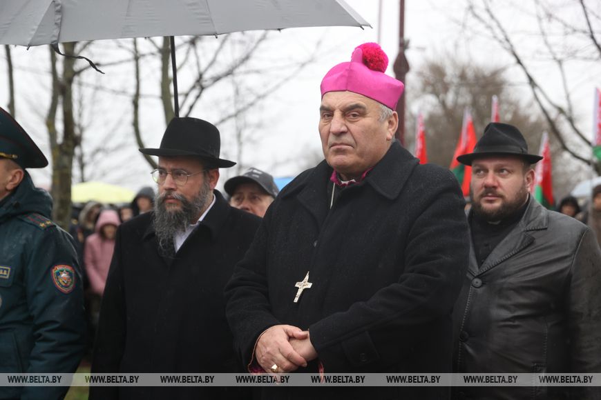 В Бресте почтили память жертв геноцида в годы Великой Отечественной войны