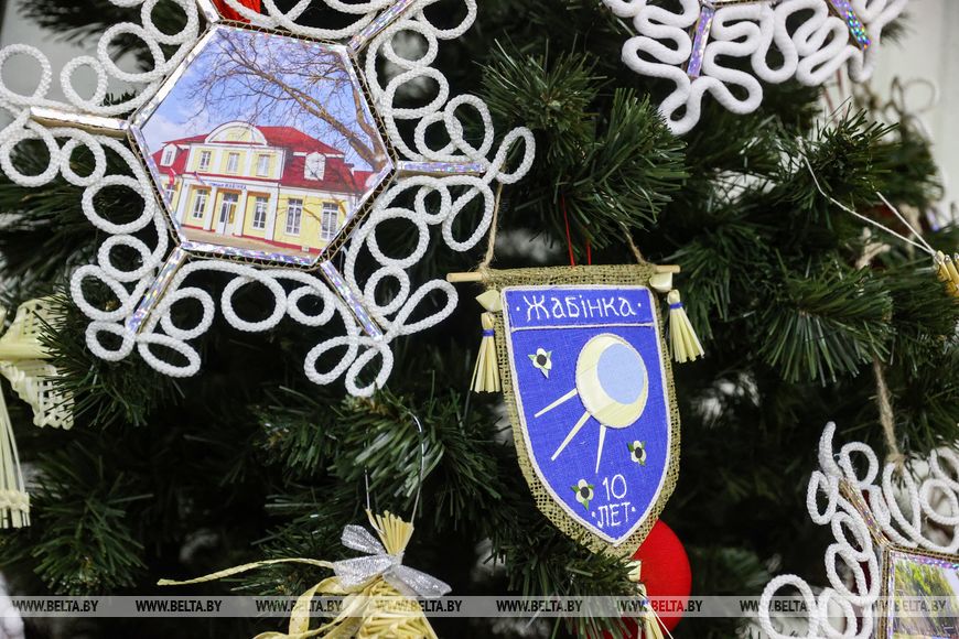 Приглашения на областной новогодний праздник в Бресте получили 900 детей