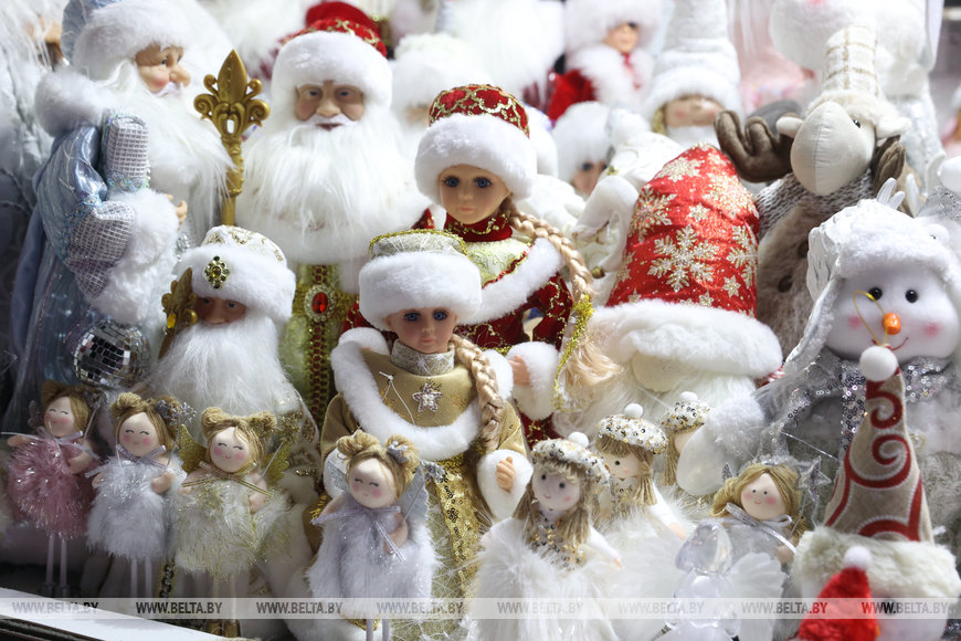 Зарядиться настроением, узнать тренды, прицениться. Чем еще привлекают предновогодние ярмарки Бреста