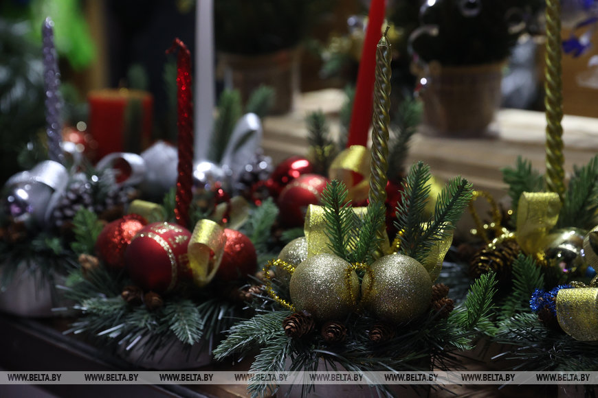 Зарядиться настроением, узнать тренды, прицениться. Чем еще привлекают предновогодние ярмарки Бреста