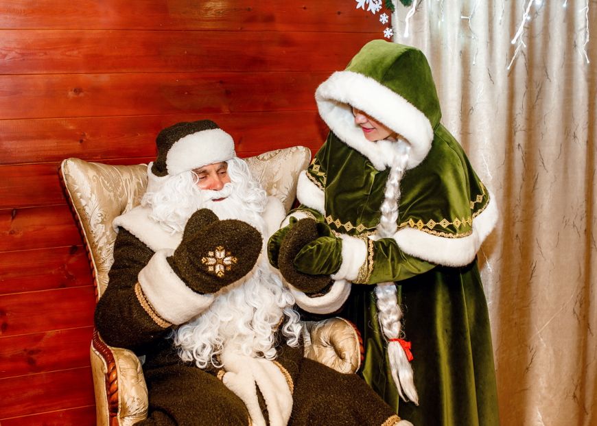 Конкурент Деда Мороза или новый новогодний волшебник? Историю Полесского Зюзи рассказали на его родине