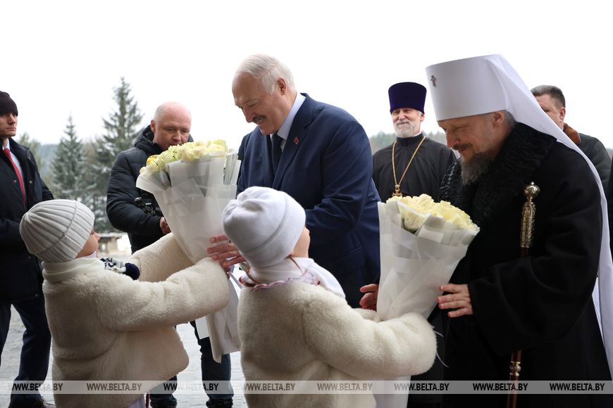 Лукашенко: каждый человек должен найти дорогу к храму, никто не должен этому препятствовать