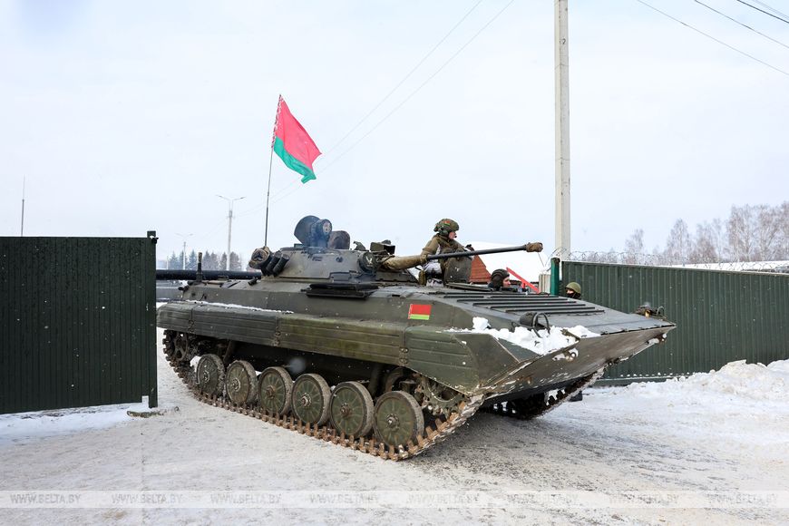 Лукашенко проводит внезапную проверку готовности в Вооруженных Силах. Рассказываем, как это работает