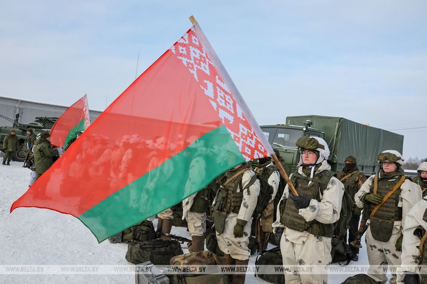 Лукашенко проводит внезапную проверку готовности в Вооруженных Силах. Рассказываем, как это работает