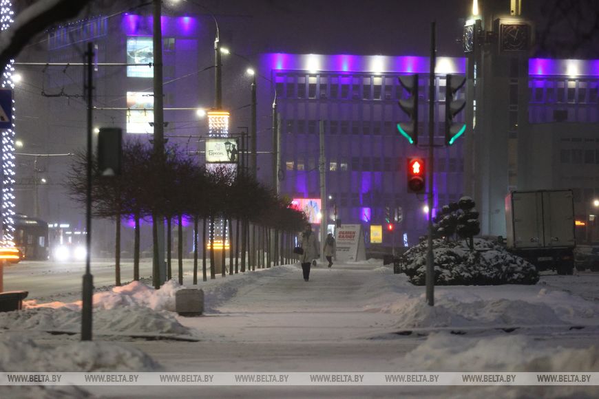 В Бресте начался снегопад: коммунальники перешли на усиленный режим