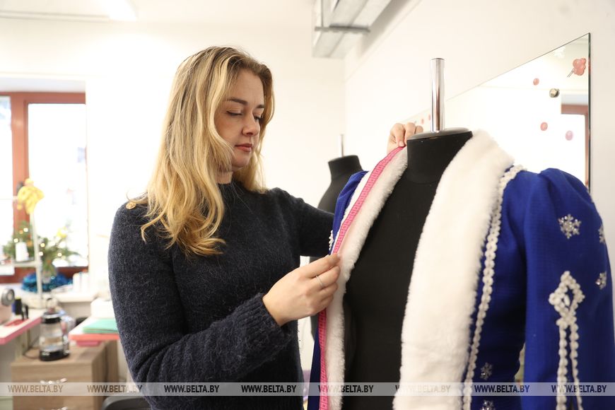 Как 87 человек в Бресте создают магию на сцене