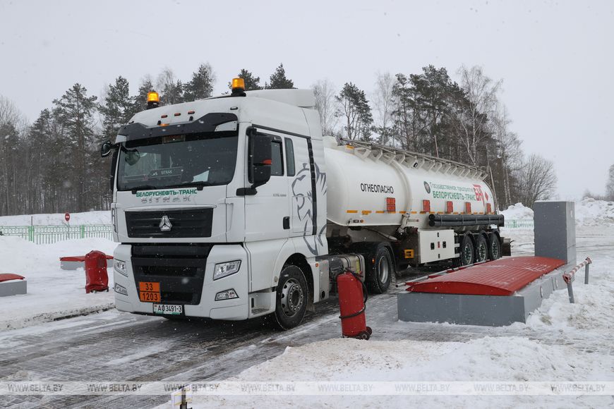 Может ли топливо замерзнуть в баке при аномальных морозах? Рассказали в «Белоруснефти»