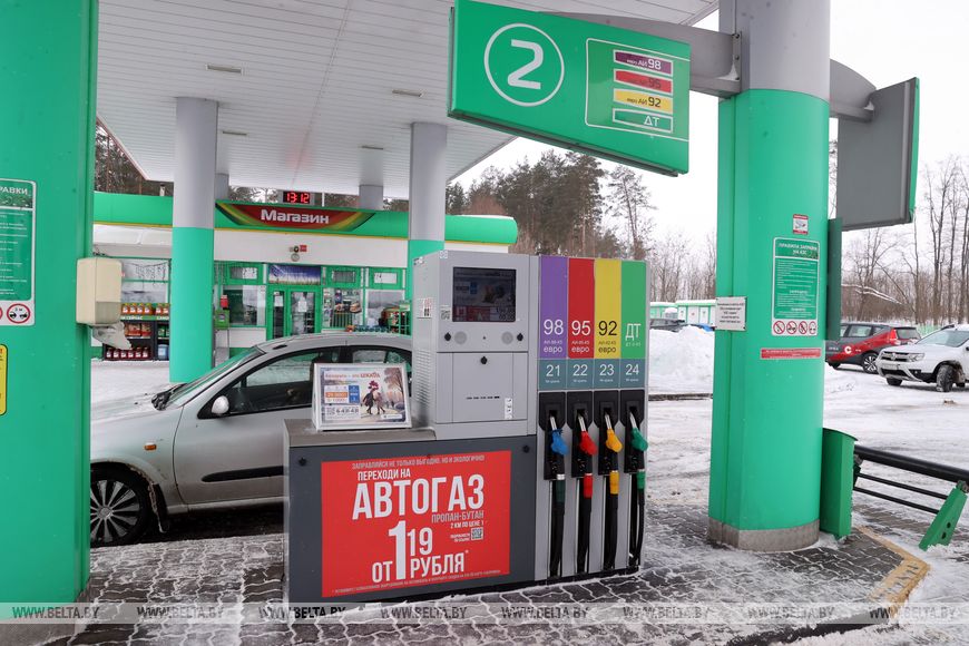 Может ли топливо замерзнуть в баке при аномальных морозах? Рассказали в «Белоруснефти»