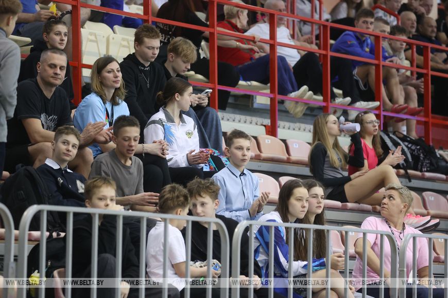 Открытое первенство Беларуси по плаванию среди юниоров проходит в Бресте