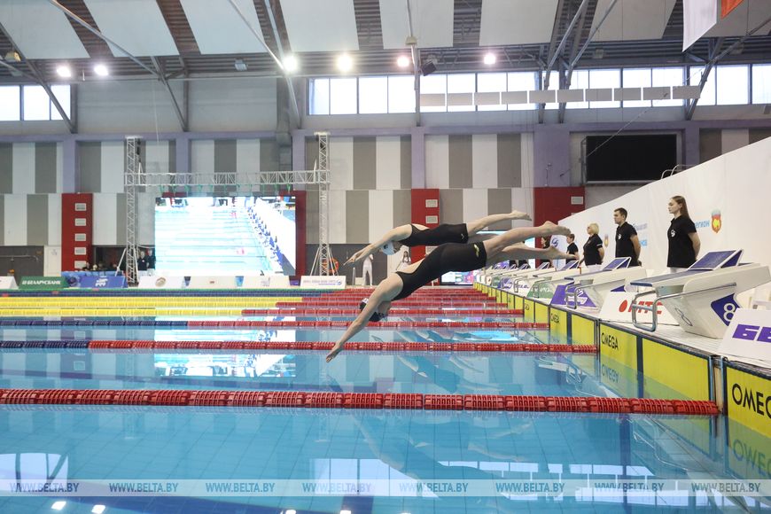 Открытое первенство Беларуси по плаванию среди юниоров проходит в Бресте