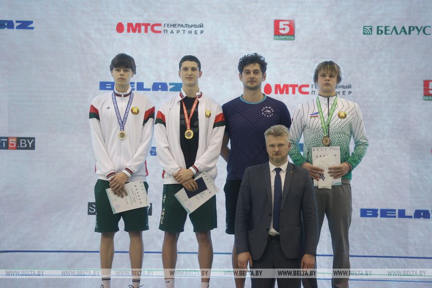 Открытое первенство Беларуси по плаванию среди юниоров проходит в Бресте