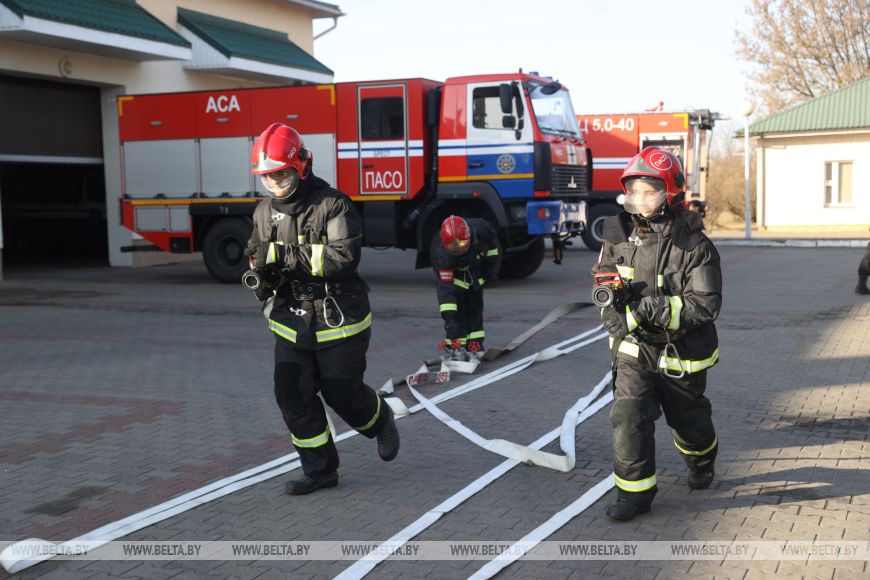 Помочь себе и другим. Чему спасатели учат ребят из военно-патриотического клуба Зубр