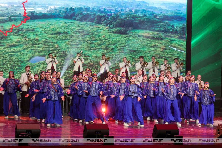 Итоги 2025 года подвели на областном собрании трудовых коллективов в Могилеве