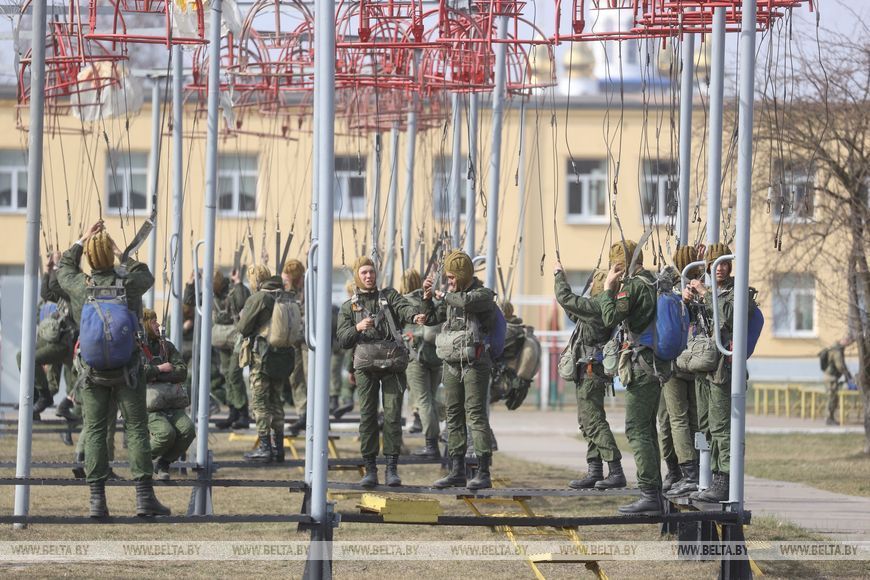 Помогает ли увлечение гаджетами в подготовке операторов БПЛА? Командир 38-й бригады о талантах новобранцев