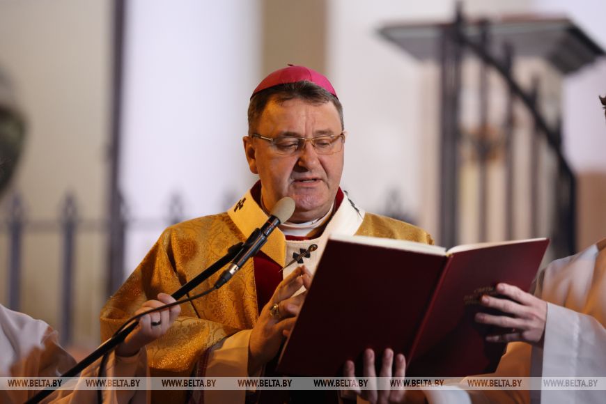 Лукашенко поздравил главу белорусских