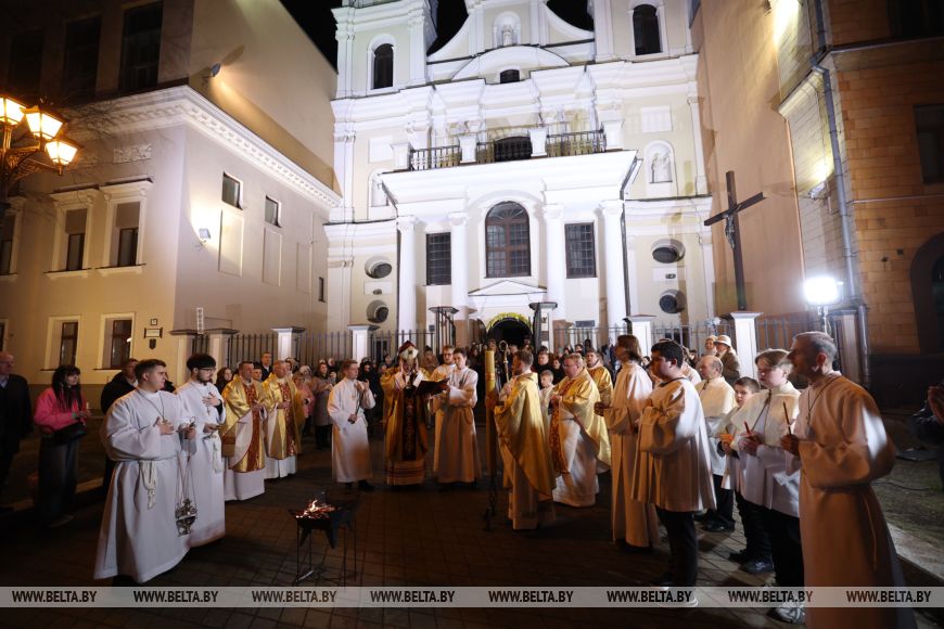 Лукашенко поздравил главу белорусских