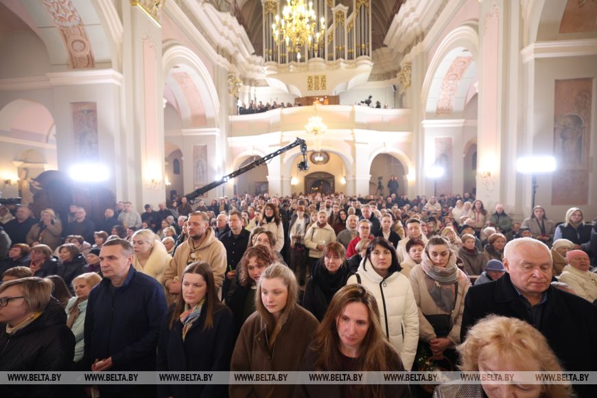 Лукашенко поздравил главу белорусских