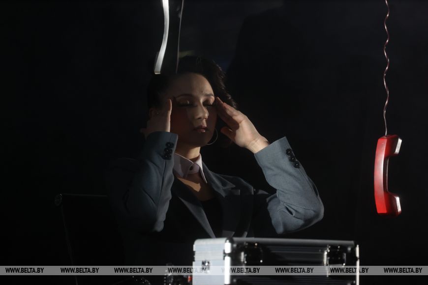 Брестский академический театр драмы представил премьеру Мудромер