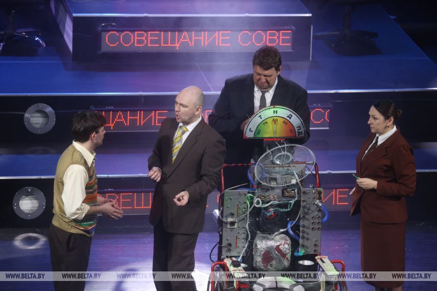 Брестский академический театр драмы представил премьеру Мудромер