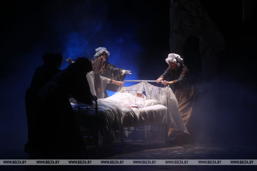 В Брестском театре кукол состоялась премьера «Дядюшкин сон»