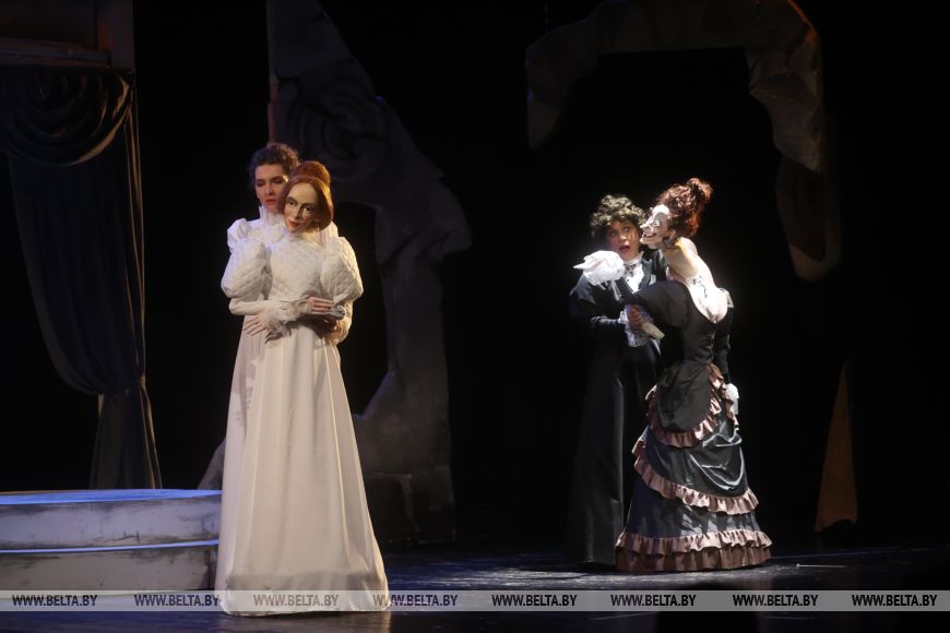 В Брестском театре кукол состоялась премьера «Дядюшкин сон»