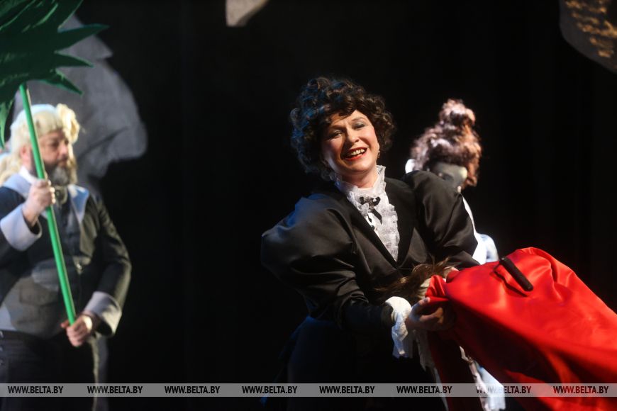 В Брестском театре кукол состоялась премьера «Дядюшкин сон»