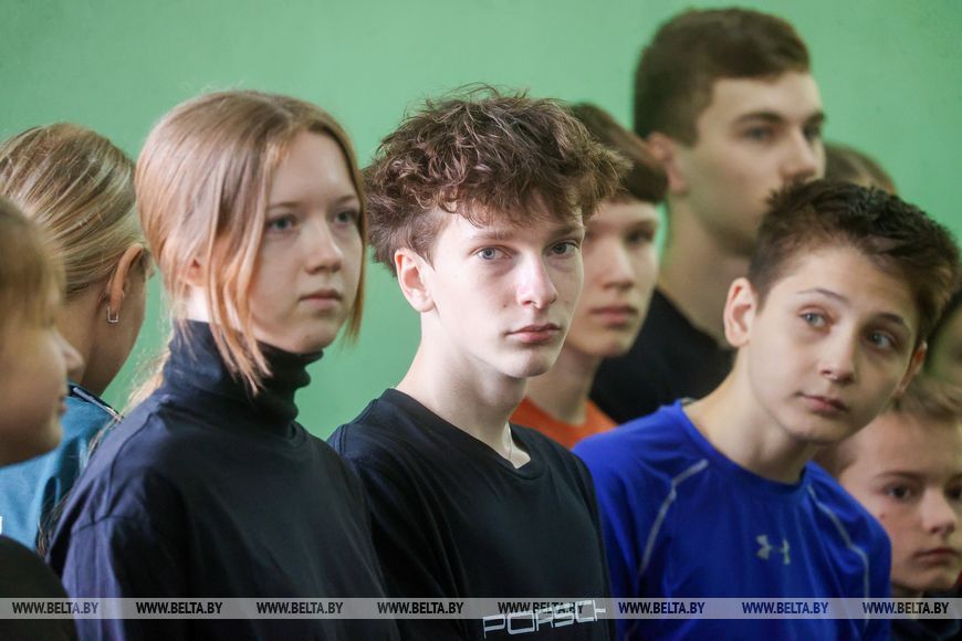 В Бресте проходит первенство города по подъему по штурмовой лестнице