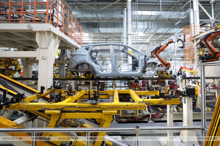 БЕЛДЖИ в апреле представит усовершенствованную модель авто, получившего Госзнак качества