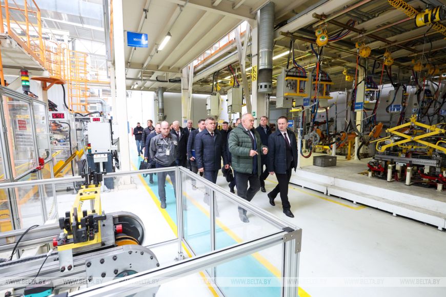 БЕЛДЖИ в апреле представит усовершенствованную модель авто, получившего Госзнак качества