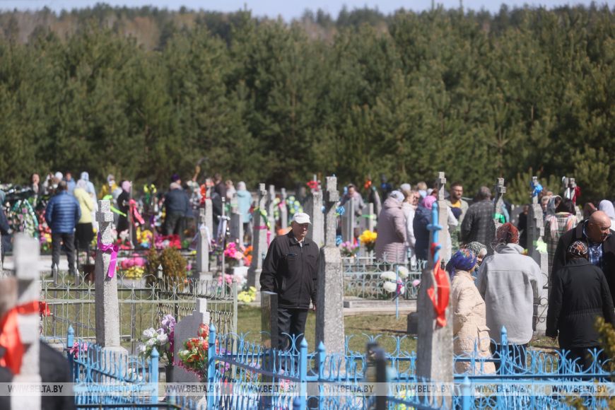 Как отмечают Радуницу в белорусско польском приграничье, Каменецкий район