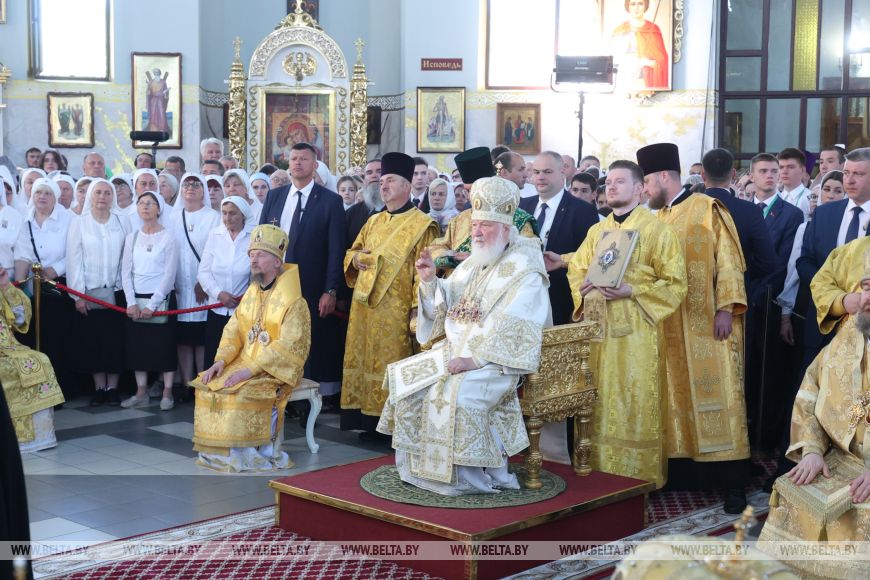 В Бресте патриарху служит сонм архиереев Белорусской православной церкви