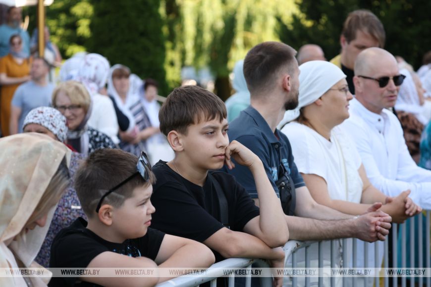 В Бресте патриарху служит сонм архиереев Белорусской православной церкви