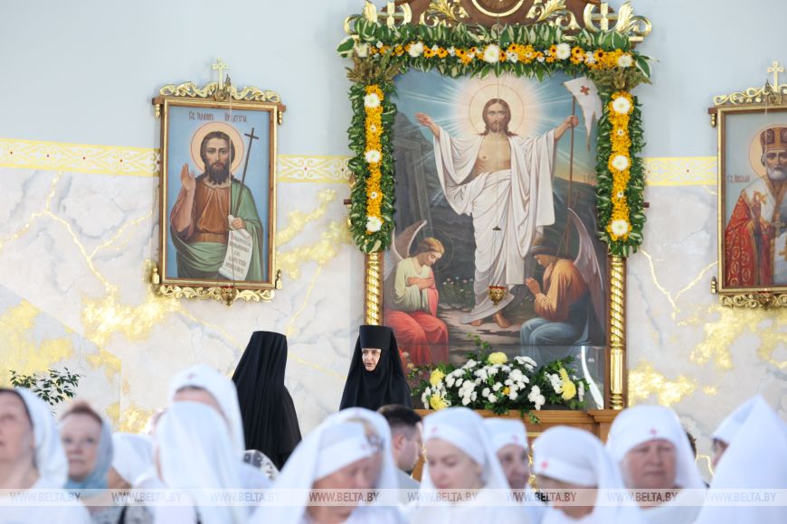 В Бресте патриарху служит сонм архиереев Белорусской православной церкви