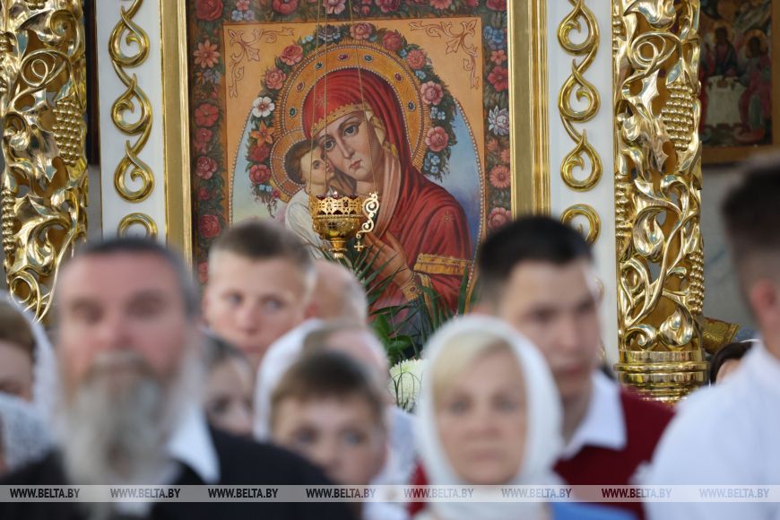 В Бресте патриарху служит сонм архиереев Белорусской православной церкви