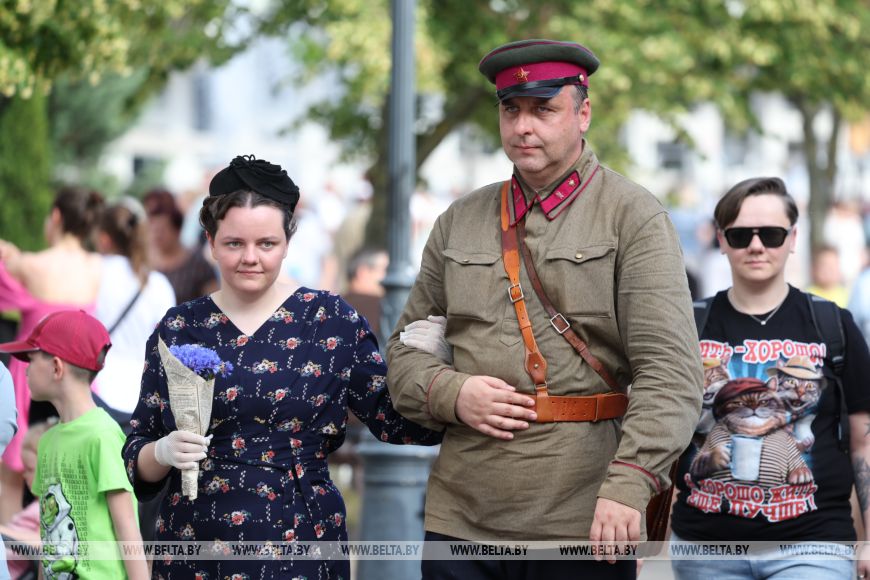 Шаг в июнь 1941 года. По улицам Бреста прошел марш реконструкторов