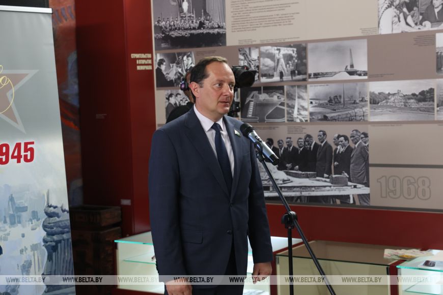 В Бресте презентовали книгу Дорога к маю 1945. Нам нужна одна Победа