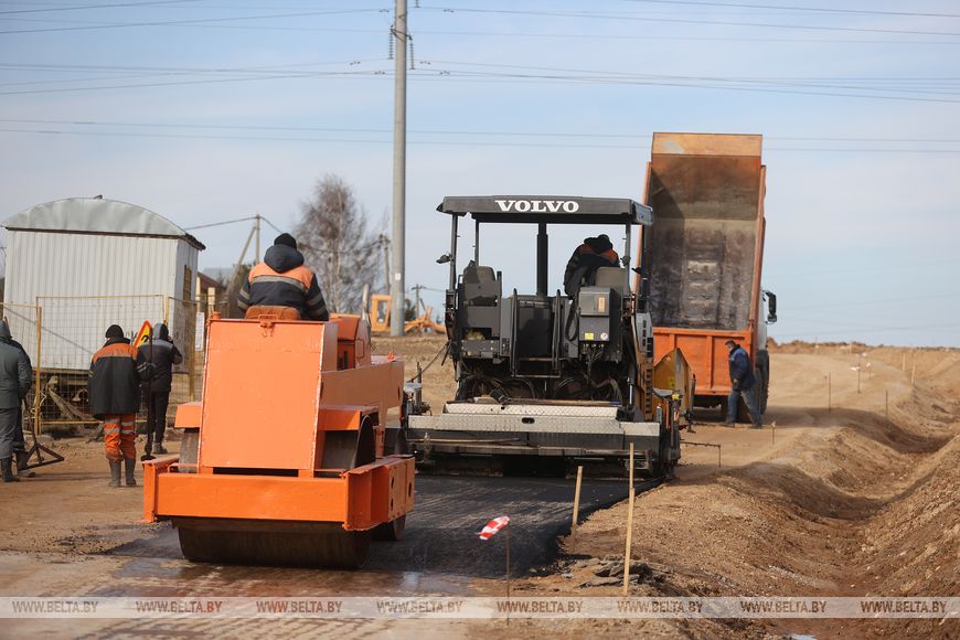 В Гродненской области после зимы возобновили работу асфальтобетонные заводы