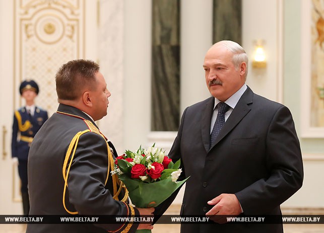 Начальник ГУВД Мингорисполкома Александр Барсуков награжден орденом "За службу Родине" II степени