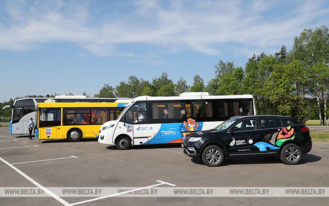 Пассажирский транспорт, который будет использоваться во время Европейских игр, - автобусы МАЗ и "Неман", автомобили Geely Atlas