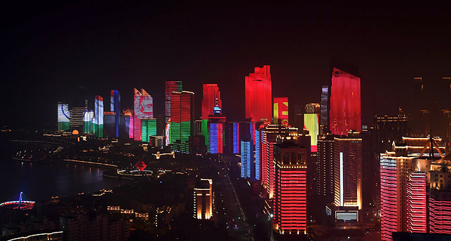 Фейерверк в Циндао в честь саммита ШОС. Фото Синьхуа - БЕЛТА