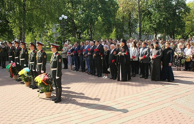 Памятные мероприятия в Чернигове. Фото посольства Беларуси в Украине