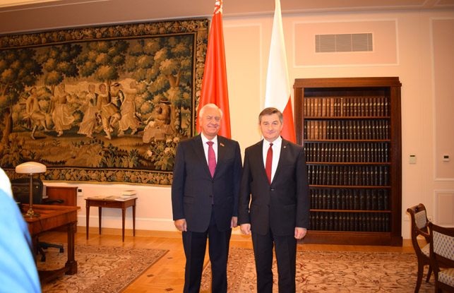 Михаил Мясникович и Марек Кухтинский. Фото посольства Беларуси в Польше