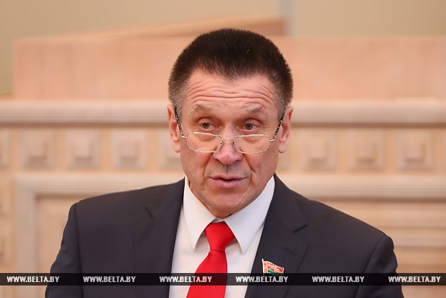 Председатель Постоянной комиссии по экономике, бюджету и финансам Владимир Пантюхов