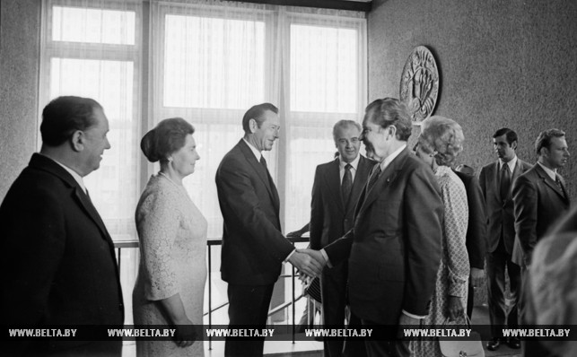 Пребывание в Минске Президента США Ричарда М.Никсона. П.М.Машеров принимает гостя в загородной правительственной резиденции. 1974 год